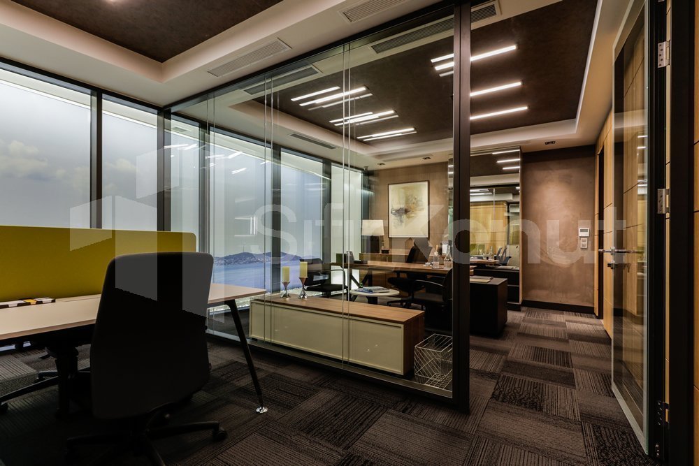 Deluxia Park Business